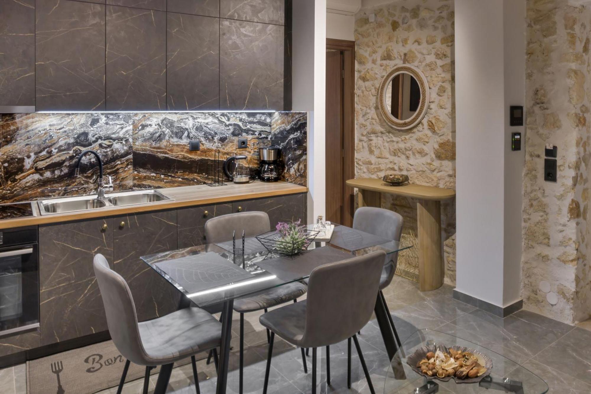 Appartement Anassa 12 Luxury Two Bedroom *